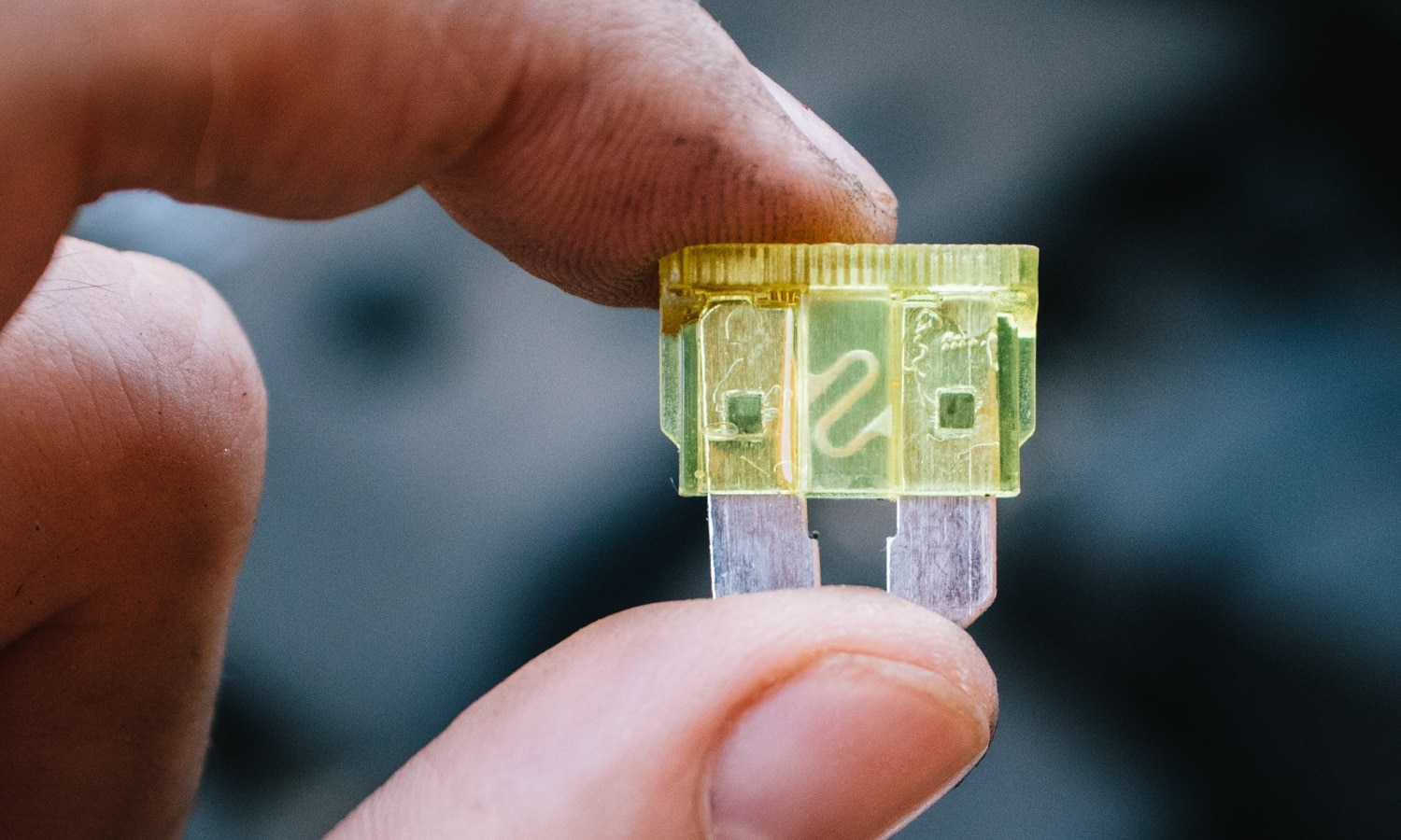 Что делать, если предохранители в машине горят слишком часто