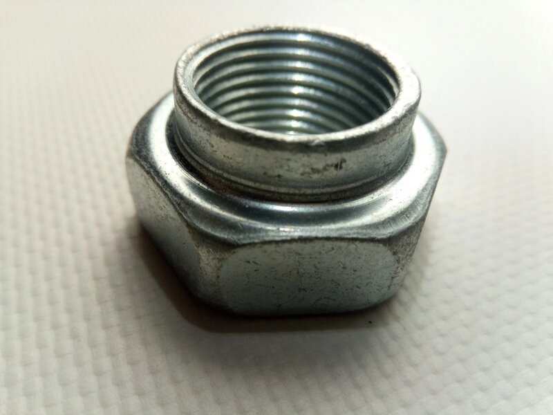 Гайка ступиці 2108 М 20 (без кільця) Завод